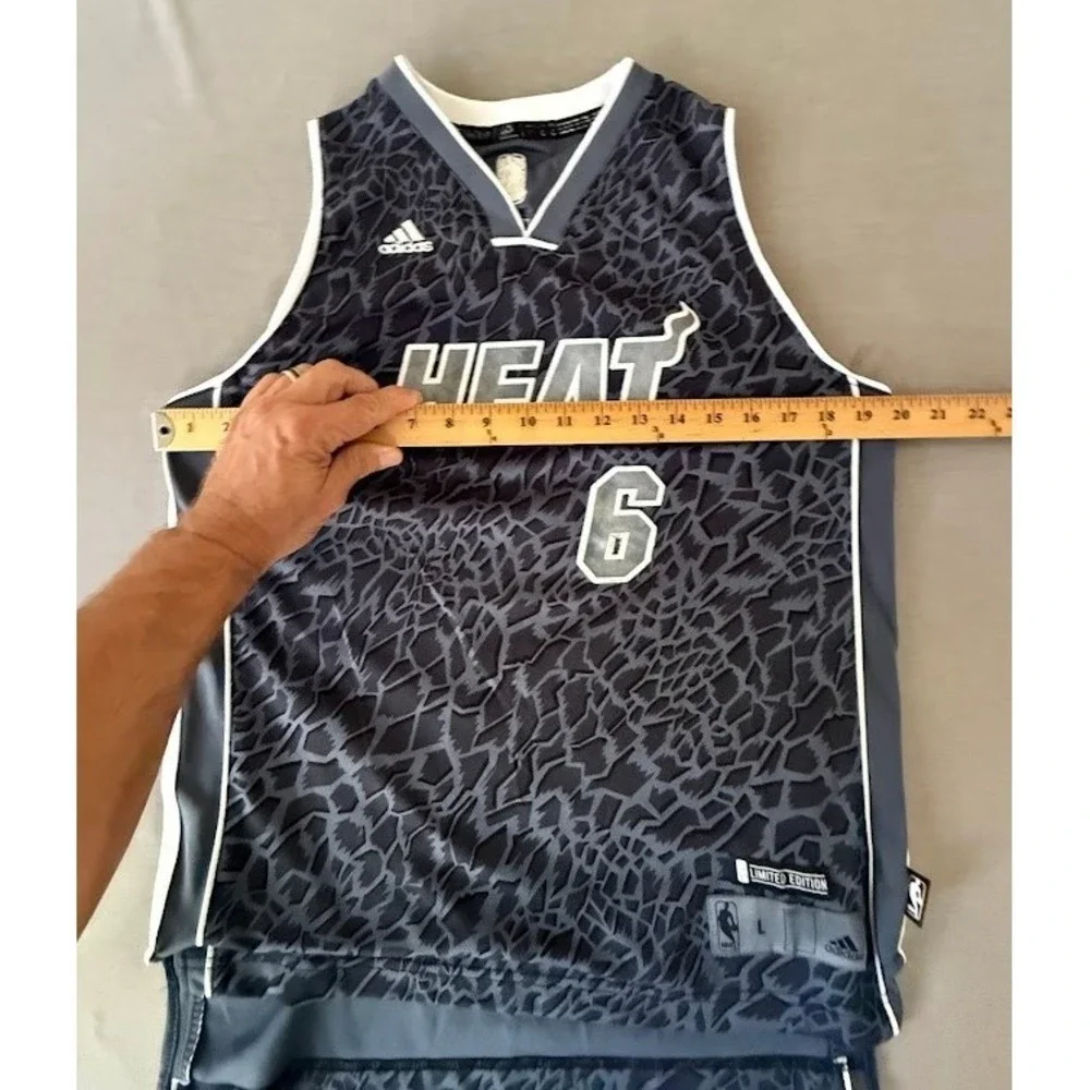 Adidas NBA‎ Miami Heat LeBron James #6 Limited Edition Basketball Jersey Boys.L